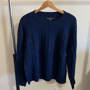 Banana Republic Aire Ribbed Crew Sweater in Navy